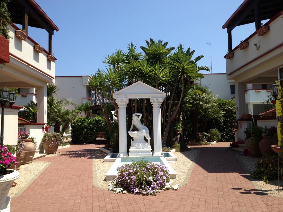 Residence Mezzaluna Carovigno Εξωτερικό φωτογραφία