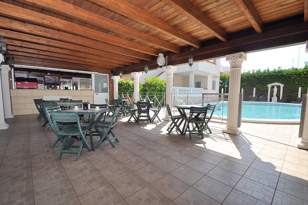 Residence Mezzaluna Carovigno Εξωτερικό φωτογραφία