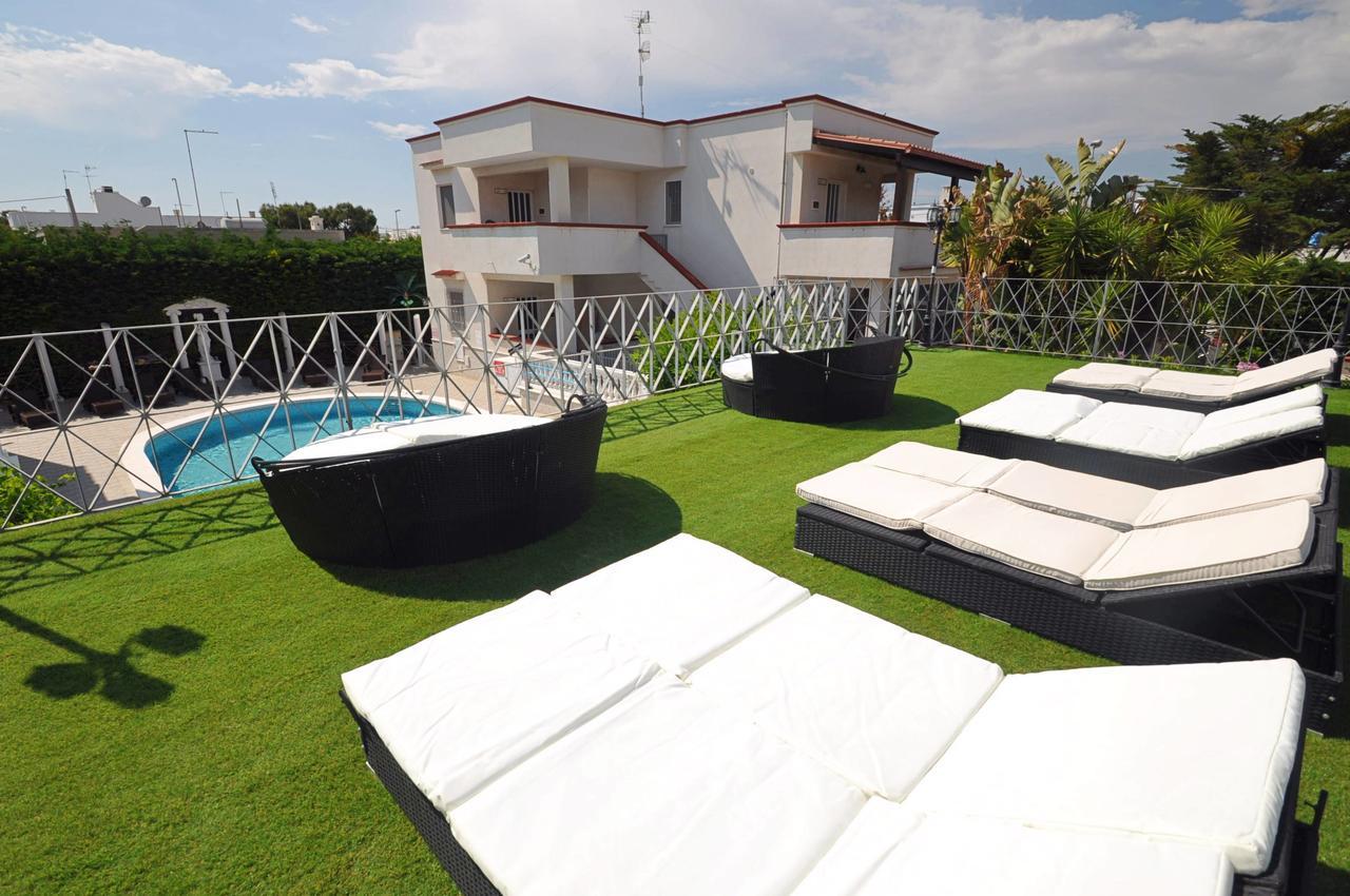 Residence Mezzaluna Carovigno Εξωτερικό φωτογραφία