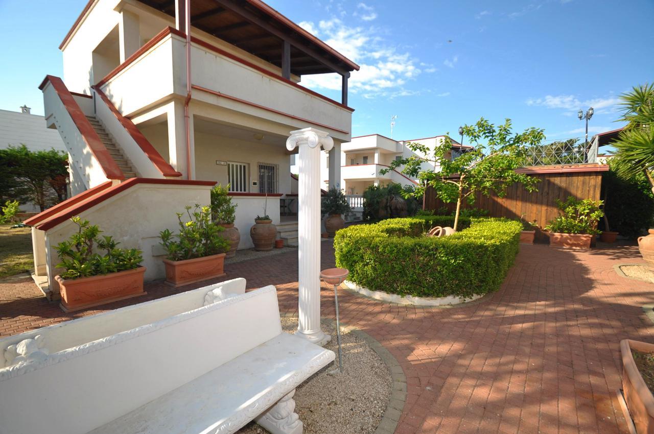 Residence Mezzaluna Carovigno Εξωτερικό φωτογραφία